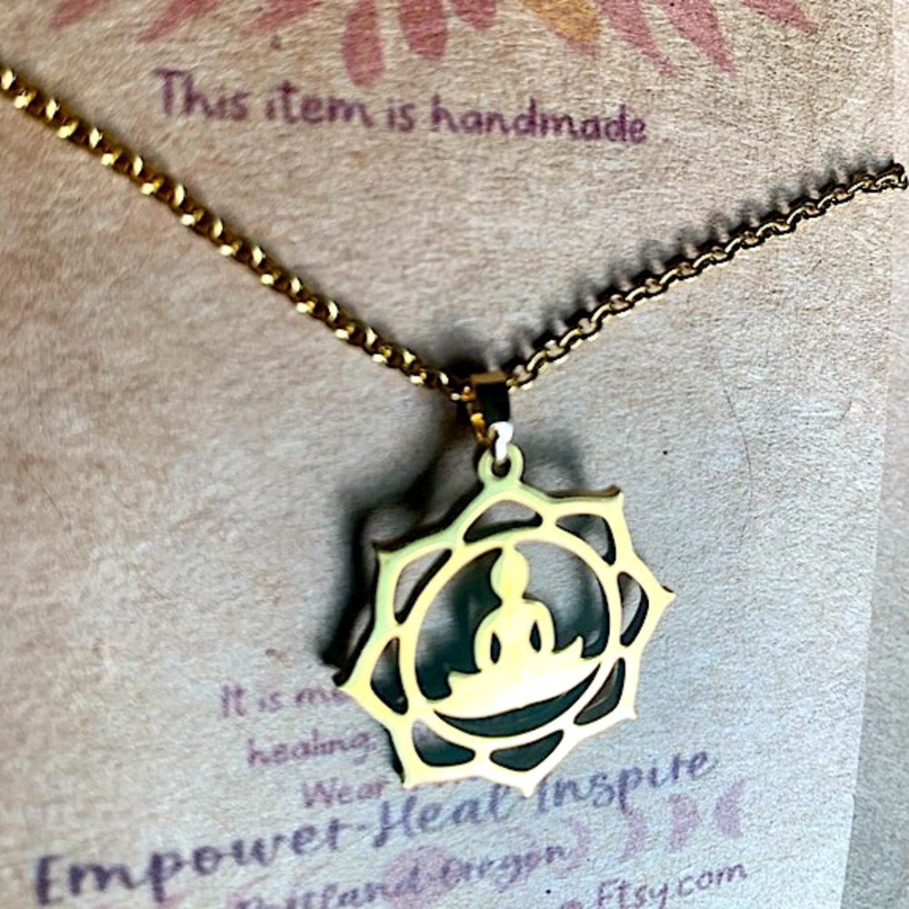 ✨NWT 18k Gold Yogi Chakra Necklace✨Hand Crafted ✨Artisan!✨